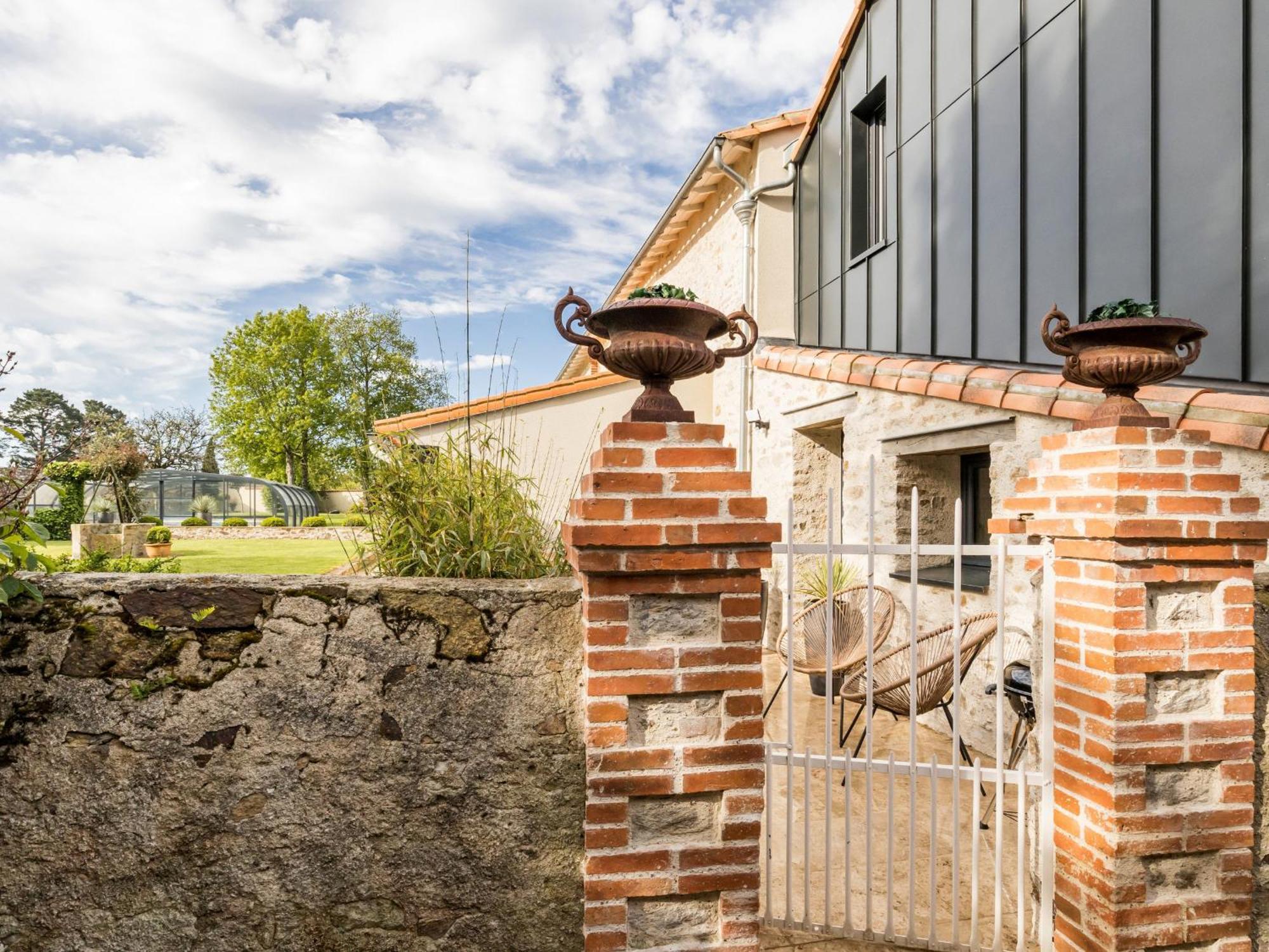 Gite Charmant Avec Piscine Chauffee Pres De Nantes Et Clisson - Fr-1-306-1245 Villa Chateauthebaud Exterior photo